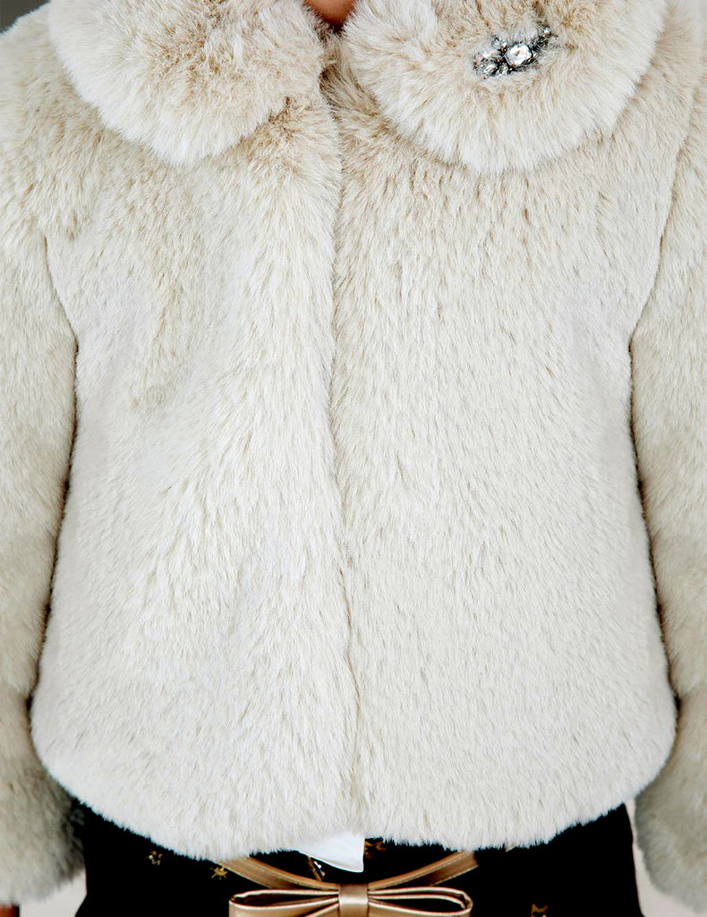 Close up Front View of Beige Faux Fur Coat Showing Large Collar 